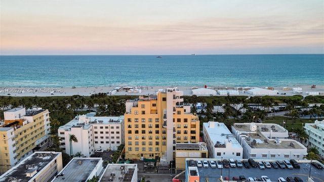 1330 Ocean Dr R7C, Miami Beach, FL 33139