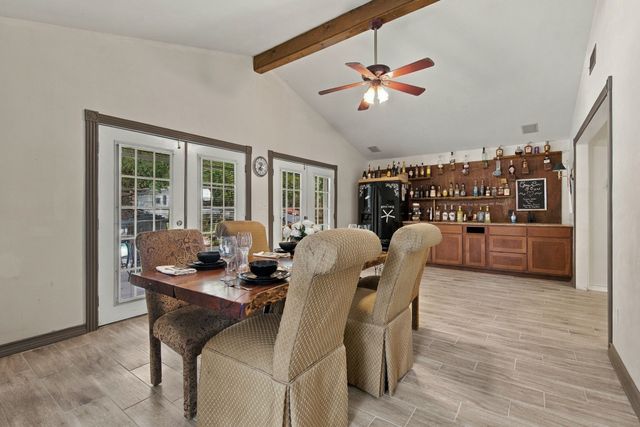 1016 Meadows Drive, Corinth, TX 76208