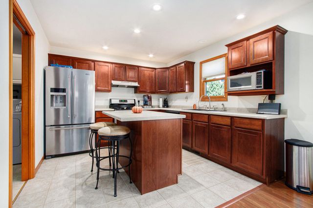 1139 S 500 W, La Porte, IN 46350