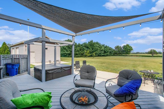 1139 S 500 W, La Porte, IN 46350