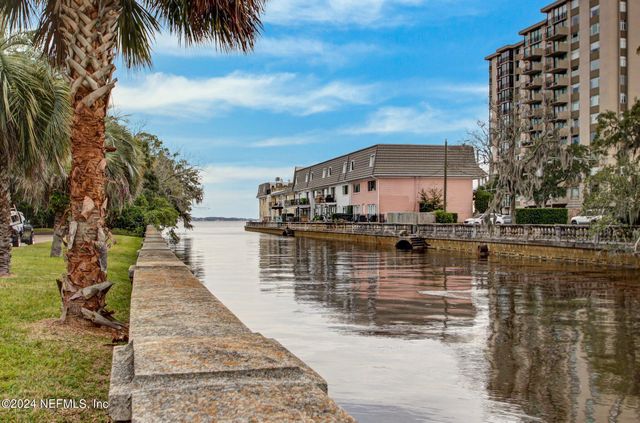 2912 ST JOHNS Avenue 24, Jacksonville, FL 32205