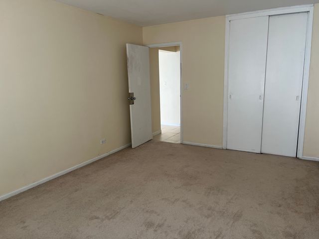6157 N Sheridan Road 18E, Chicago, IL 60660