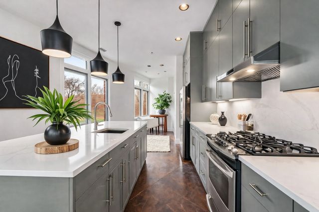 1500 4th Ave N Apt 201, Nashville, TN 37208