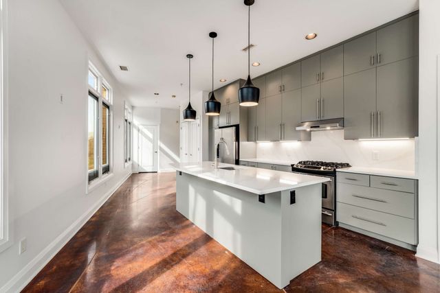 1500 4th Ave N Apt 201, Nashville, TN 37208