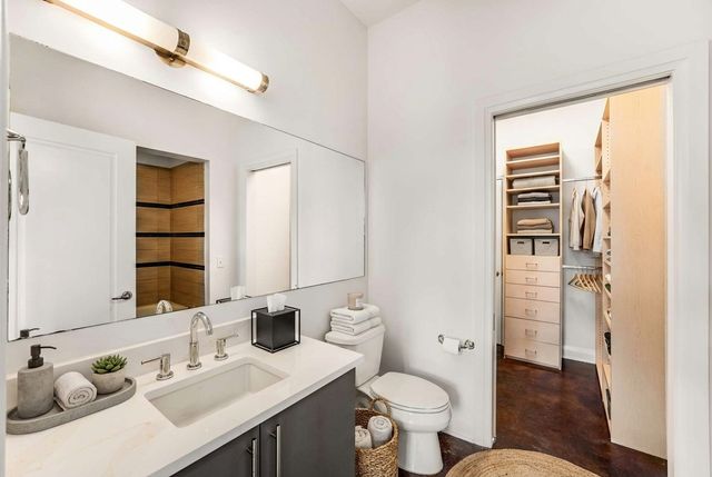 1500 4th Ave N Apt 201, Nashville, TN 37208