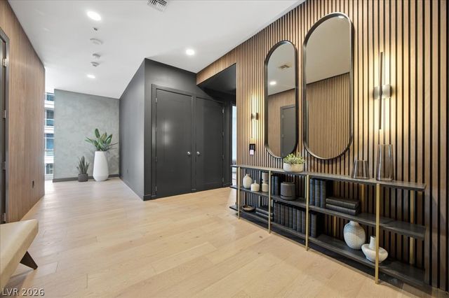 4575 Dean Martin Drive 307, Las Vegas, NV 89103