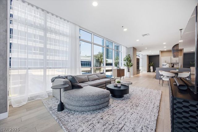 4575 Dean Martin Drive 307, Las Vegas, NV 89103