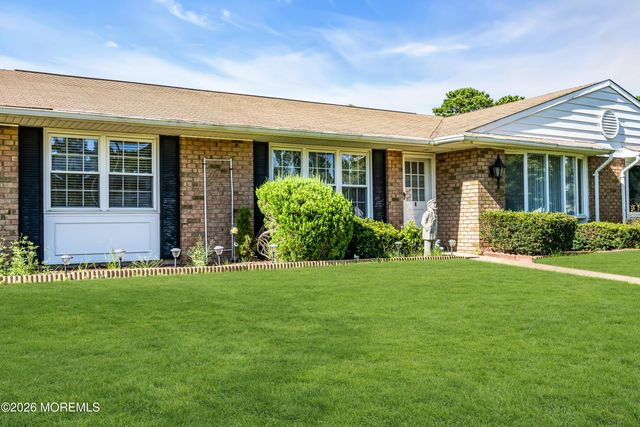 116C Buckingham Drive N, Manchester, NJ 08759