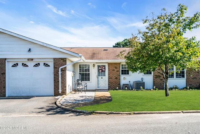 116C Buckingham Drive N, Manchester, NJ 08759
