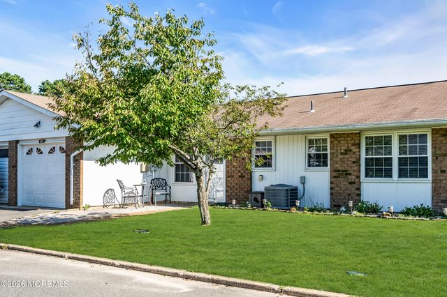 116C Buckingham Drive N, Manchester, NJ 08759