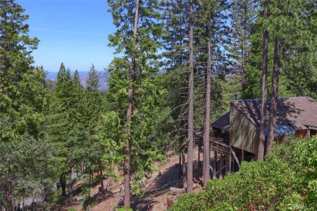 7497 Yosemite Park Way, Yosemite, CA 95389