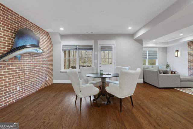 2555 Milford Lane, Alpharetta, GA 30009