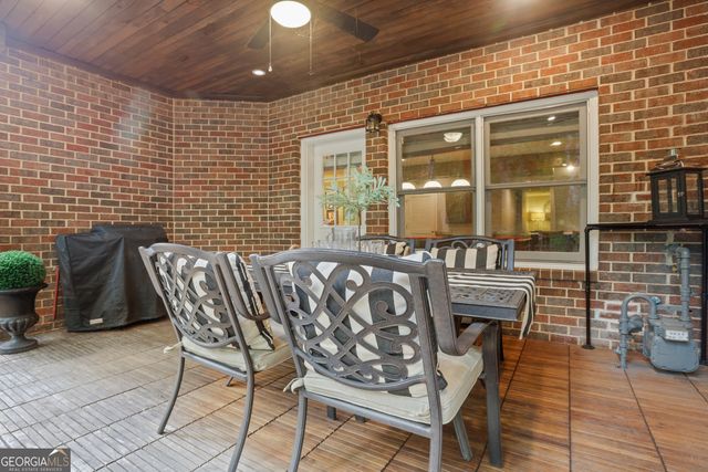 2555 Milford Lane, Alpharetta, GA 30009