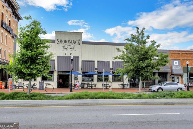 2555 Milford Lane, Alpharetta, GA 30009