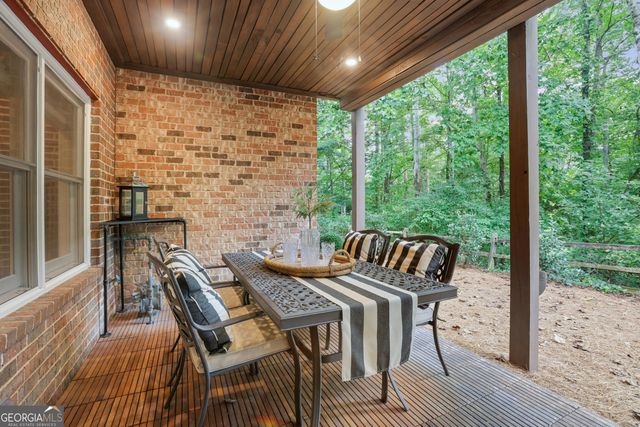 2555 Milford Lane, Alpharetta, GA 30009