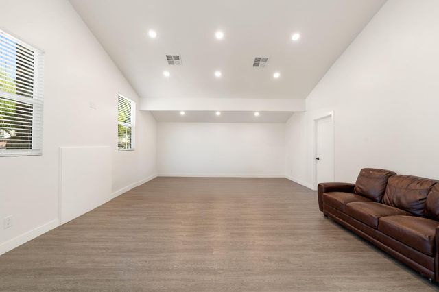 6035 Cheshire Way, Citrus Heights, CA 95610