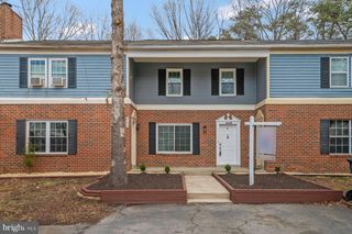 800-B LARKSPUR CT #7B, Waldorf, MD 20602