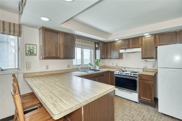 374 Lake Road, Webster, NY 14580