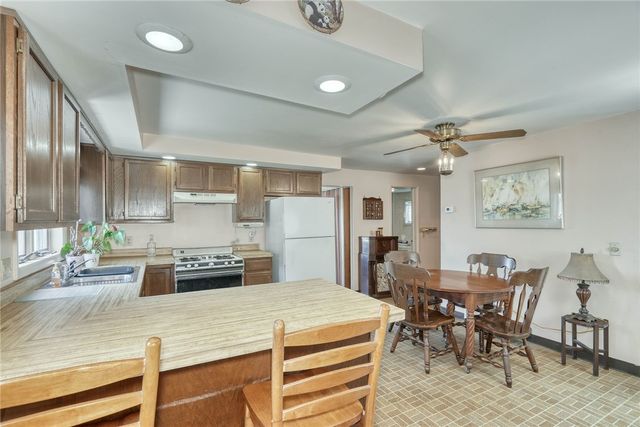 374 Lake Road, Webster, NY 14580