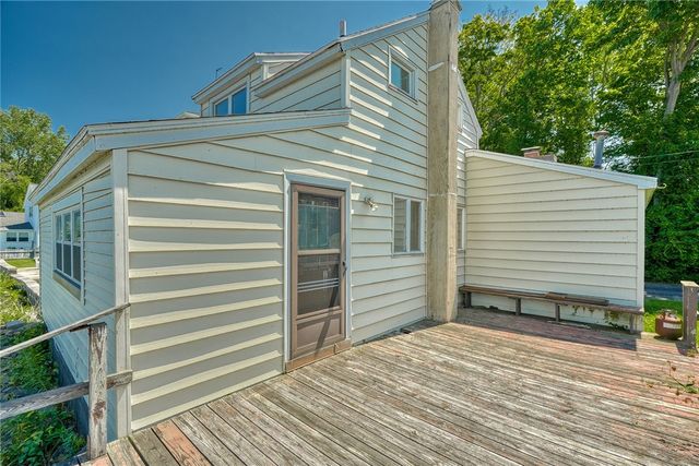 374 Lake Road, Webster, NY 14580