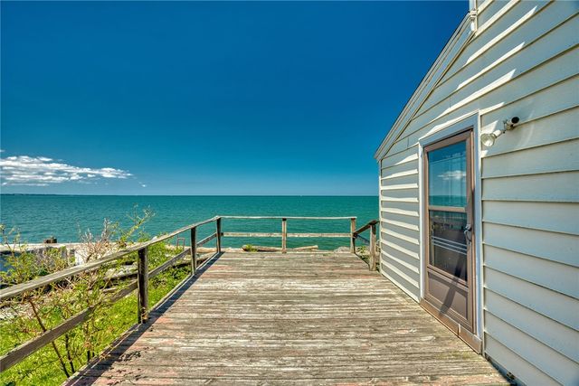 374 Lake Road, Webster, NY 14580