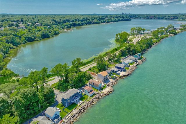 374 Lake Road, Webster, NY 14580