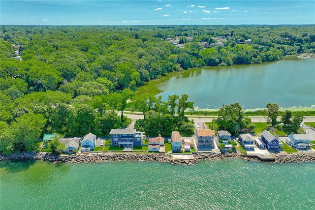 374 Lake Road, Webster, NY 14580