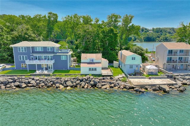 374 Lake Road, Webster, NY 14580