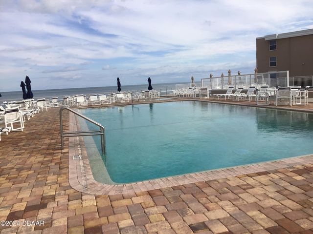 4811 Saxon Dr Apt A201, New Smyrna Beach, FL 32169