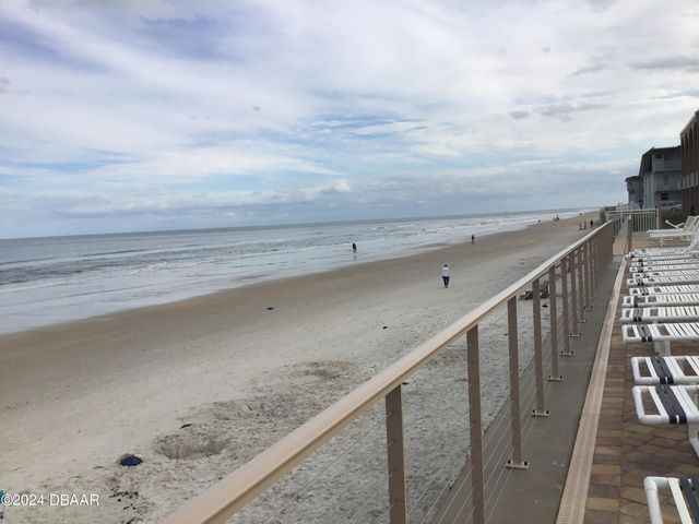 4811 Saxon Dr Apt A201, New Smyrna Beach, FL 32169