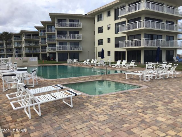 4811 Saxon Dr Apt A201, New Smyrna Beach, FL 32169