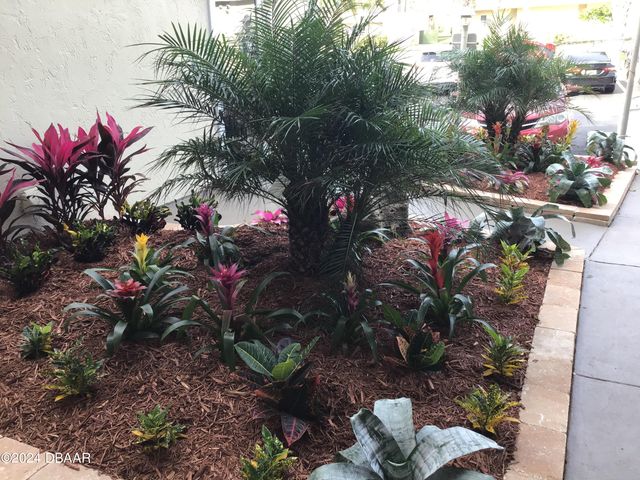 4811 Saxon Dr Apt A201, New Smyrna Beach, FL 32169