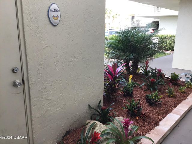 4811 Saxon Dr Apt A201, New Smyrna Beach, FL 32169