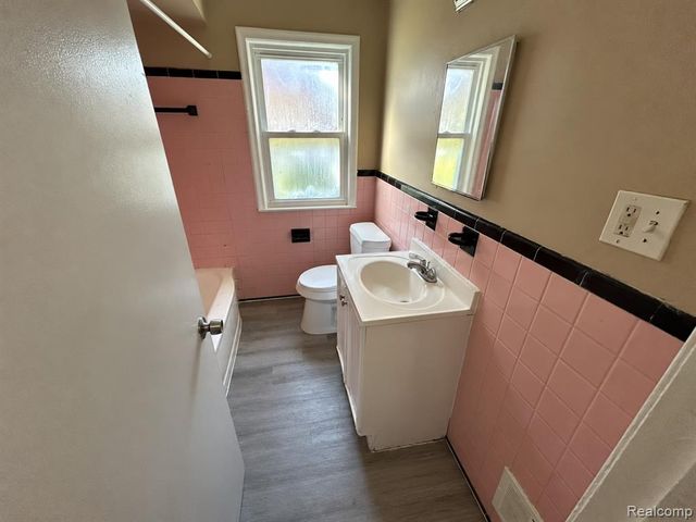 9381 Fielding Street, Detroit, MI 48228