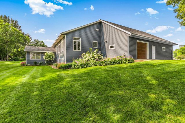 1412 Fairacre Lane SW, Willmar, MN 56201