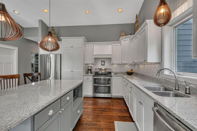 1412 Fairacre Lane SW, Willmar, MN 56201