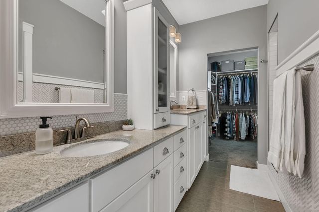 1412 Fairacre Lane SW, Willmar, MN 56201