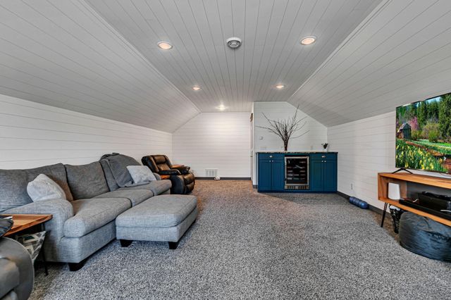 1412 Fairacre Lane SW, Willmar, MN 56201