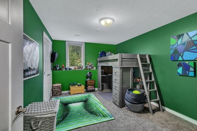 1412 Fairacre Lane SW, Willmar, MN 56201