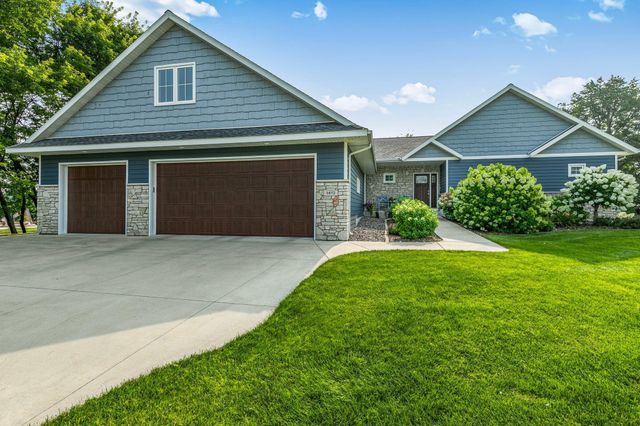 1412 Fairacre Lane SW, Willmar, MN 56201