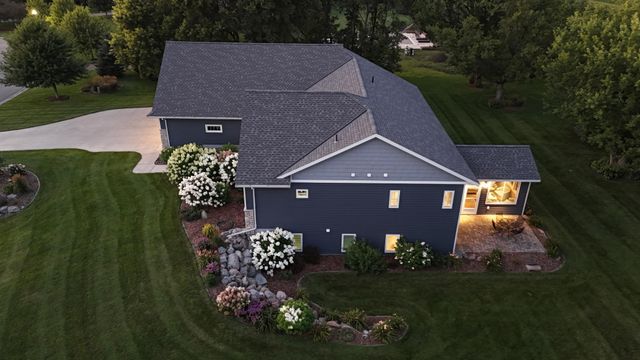 1412 Fairacre Lane SW, Willmar, MN 56201