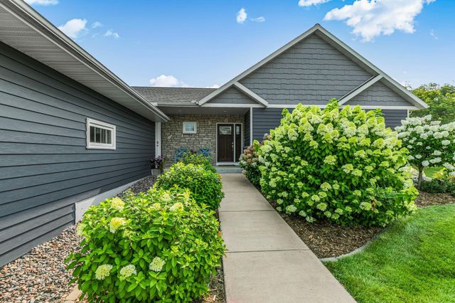 1412 Fairacre Lane SW, Willmar, MN 56201