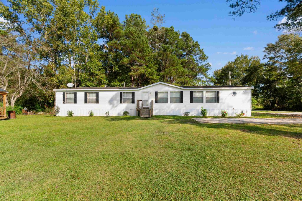 8232 Rutledge St., Conway, SC 29527 — exterior