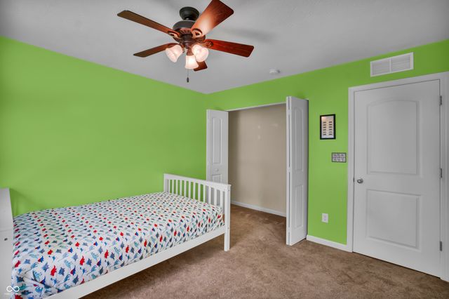 1975 Lakecrest Drive, Columbus, IN 47201