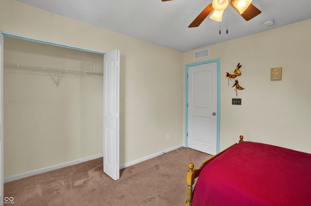 1975 Lakecrest Drive, Columbus, IN 47201