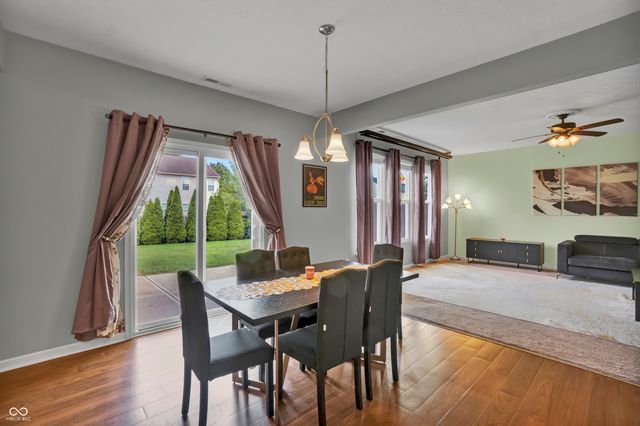 1975 Lakecrest Drive, Columbus, IN 47201