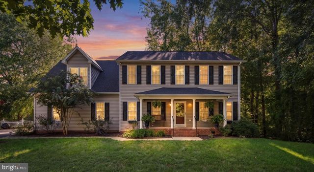 7908 S WOODS DR, Fredericksburg, VA 22408