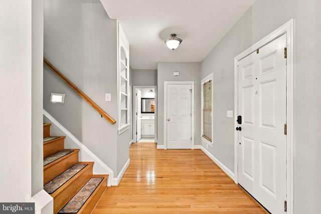 7908 S WOODS DR, Fredericksburg, VA 22408