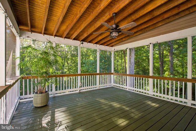 7908 S WOODS DR, Fredericksburg, VA 22408