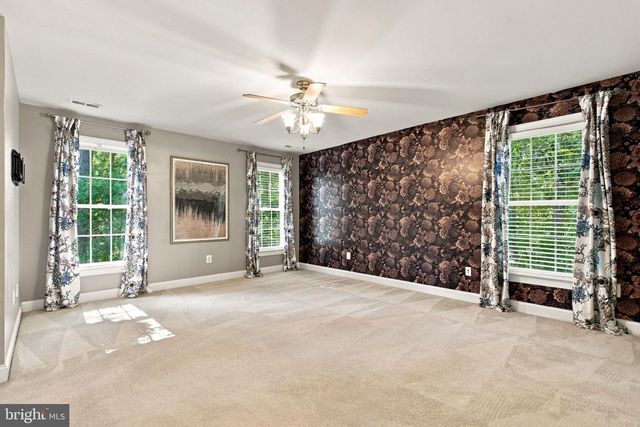 7908 S WOODS DR, Fredericksburg, VA 22408
